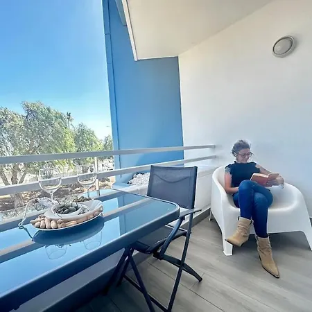 Shining Loft At Park Golf Apartman