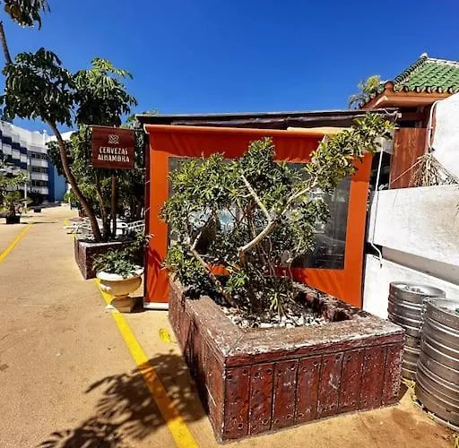 Shining Loft At Park Golf דירה *