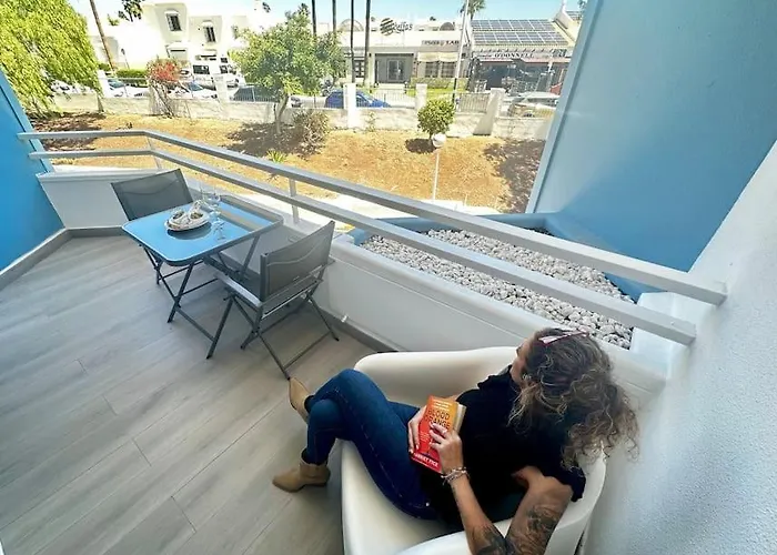 Shining Loft At Park Golf דירה *