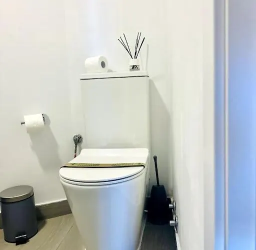 Shining Loft At Park Golf Daire